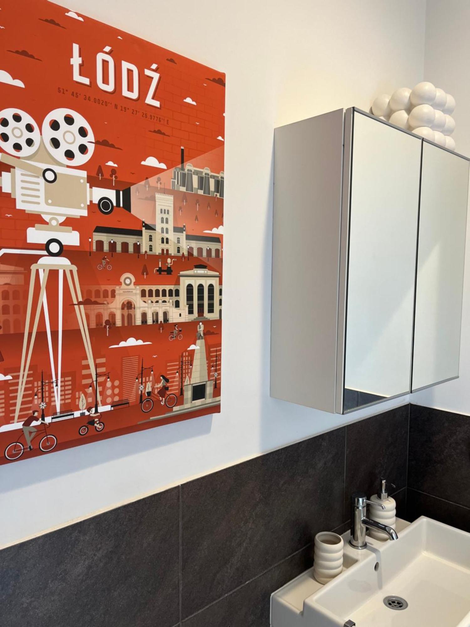לודז' Apartament I Love Piotrkowska Z Wielkim Lustrem, Balkonem I Klimatyzacja מראה חיצוני תמונה