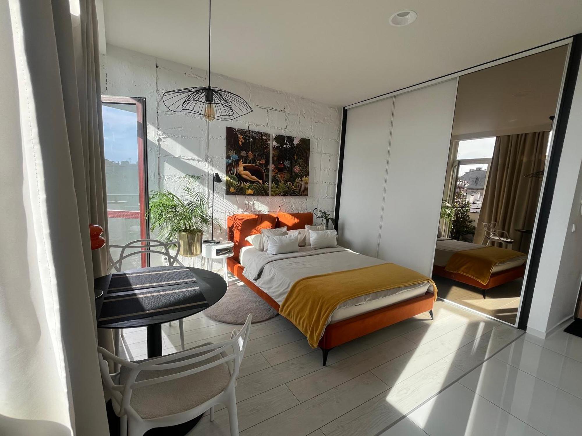 לודז' Apartament I Love Piotrkowska Z Wielkim Lustrem, Balkonem I Klimatyzacja מראה חיצוני תמונה